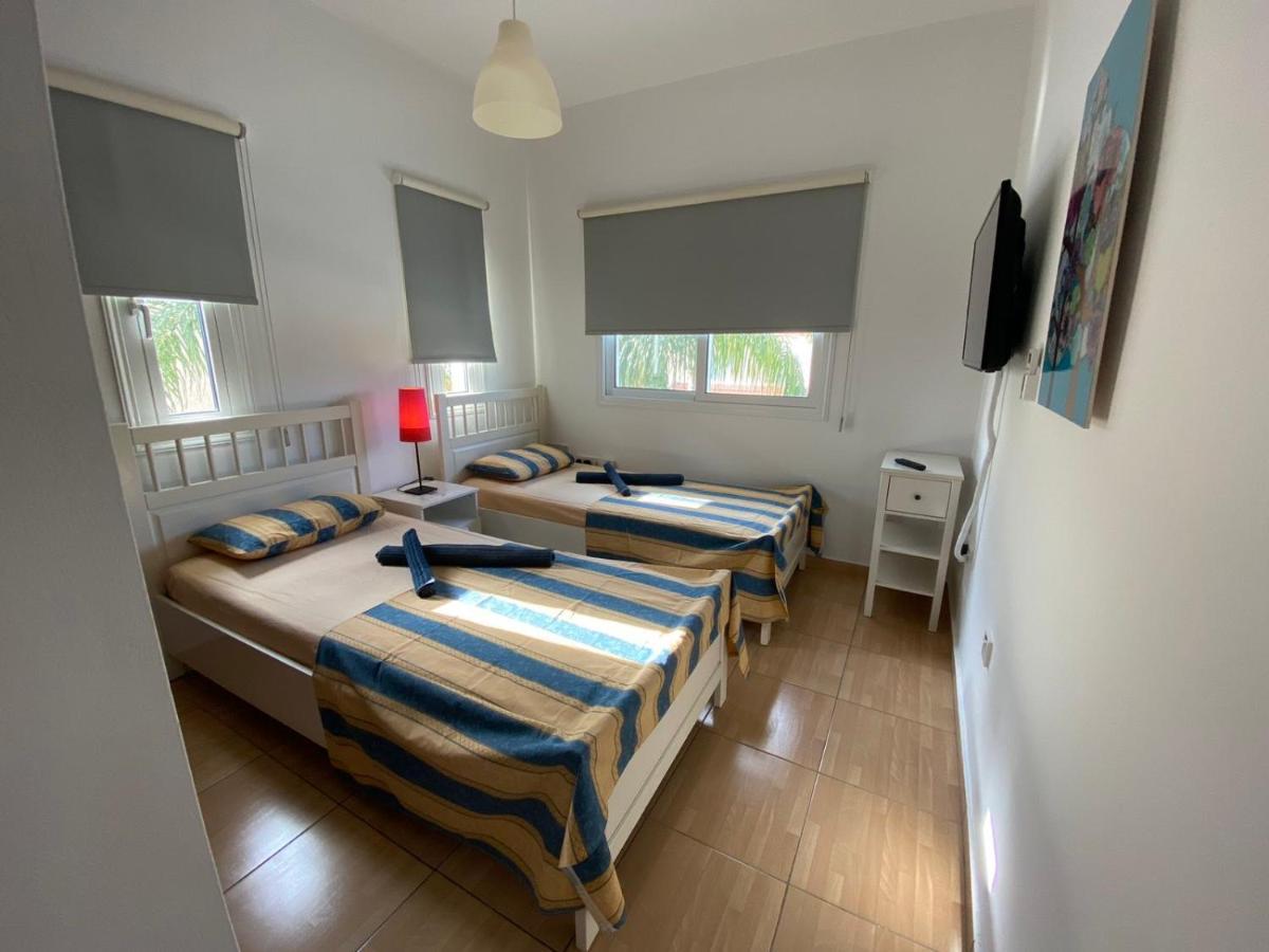 Villa Diana - 200 Meters From Kapparis, Fireman'S Beach Paralimni Esterno foto
