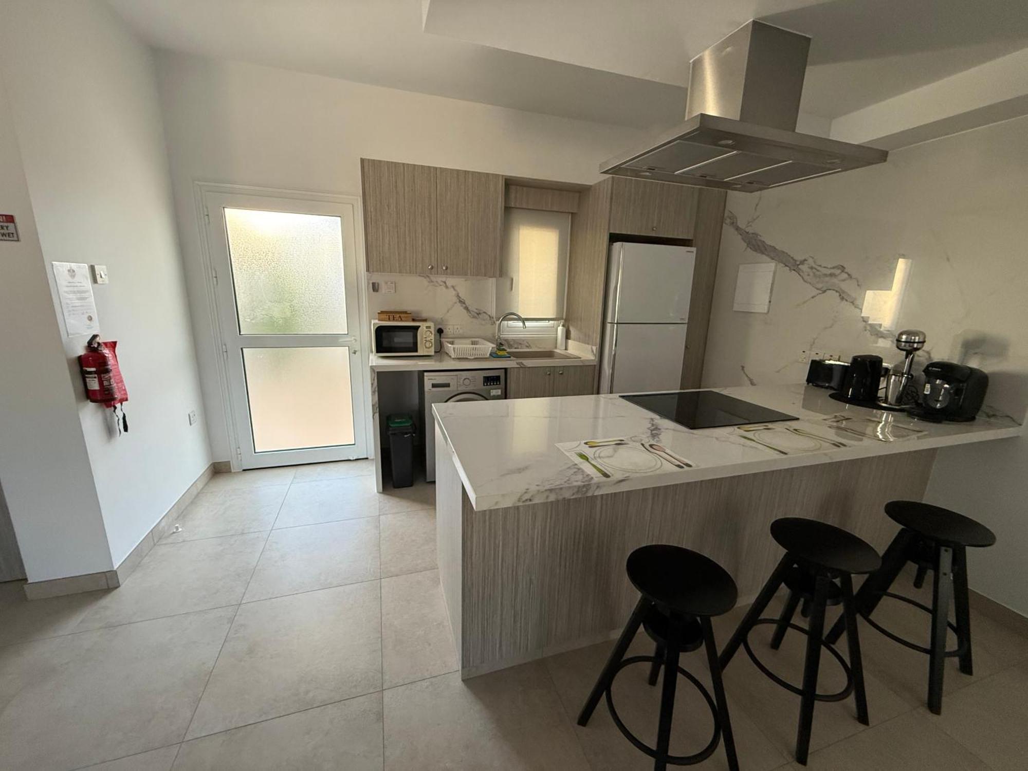 Villa Diana - 200 Meters From Kapparis, Fireman'S Beach Paralimni Esterno foto
